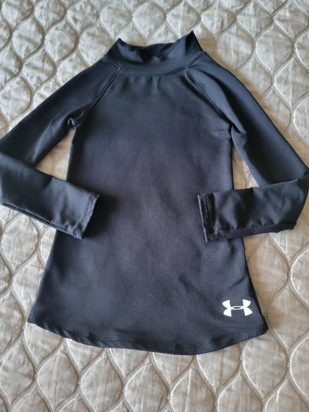 Under Armour ColdGear Girls' Mock Long Sleeve athletic fitted top, XS